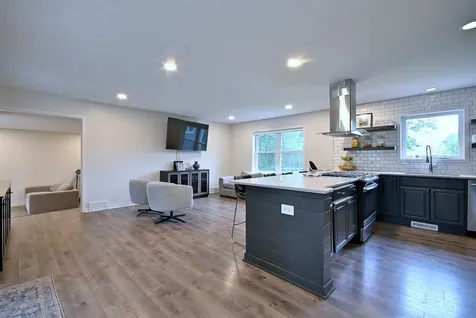 511 Everett Avenue Crystal Lake IL 60014