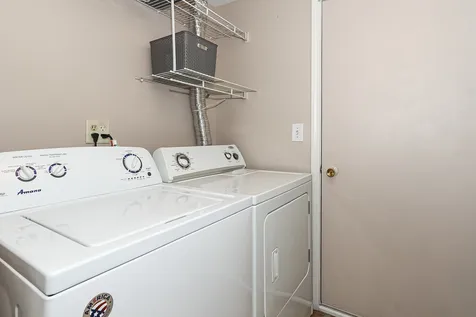 1272 Silk Oak Lane Bartlett IL 60103