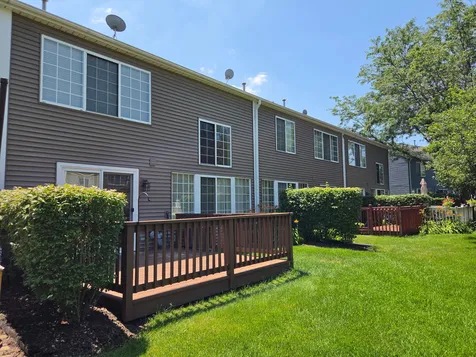 1272 Silk Oak Lane Bartlett IL 60103