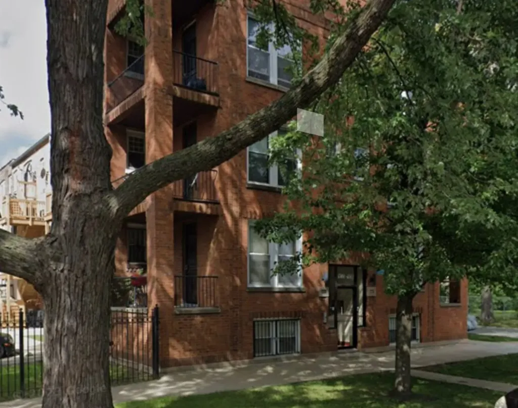 6800 South Dante Avenue Chicago IL 60637
