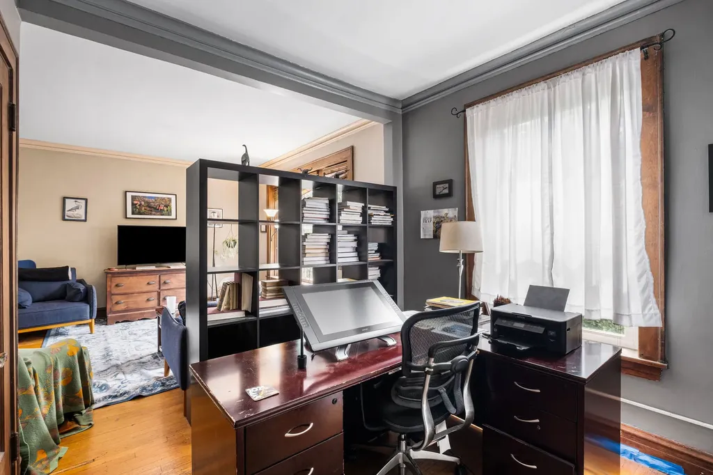 7529 North Winchester Avenue Chicago IL 60626