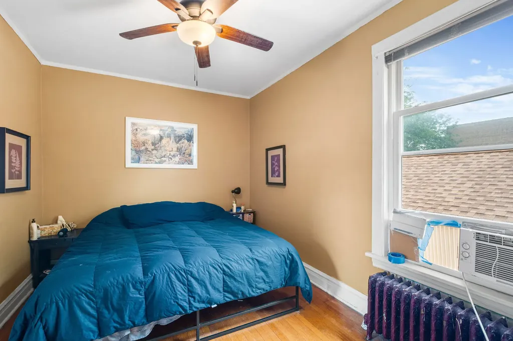 7529 North Winchester Avenue Chicago IL 60626