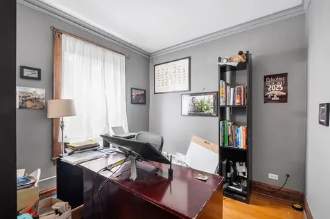 7529 North Winchester Avenue Chicago IL 60626
