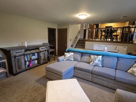 17042 Lockwood Avenue Oak Forest IL 60452