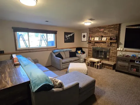 17042 Lockwood Avenue Oak Forest IL 60452