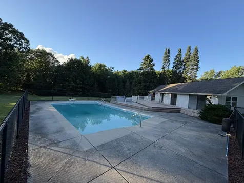 1842 Thomas Atkinson Road Inverness IL 60067