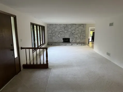 1842 Thomas Atkinson Road Inverness IL 60067