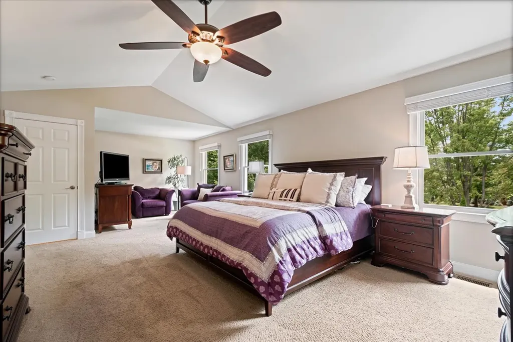 2412 Shaker Court Naperville IL 60564
