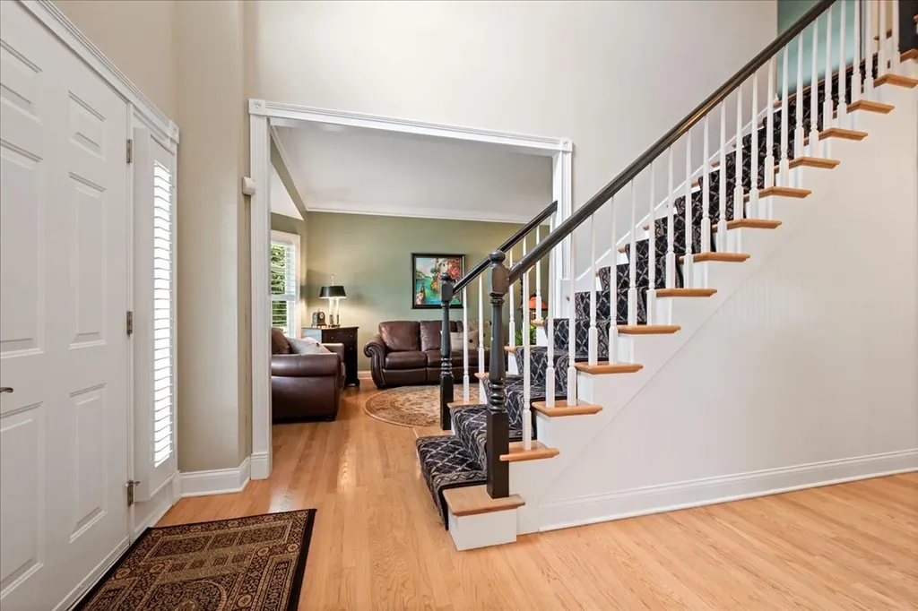 2412 Shaker Court Naperville IL 60564