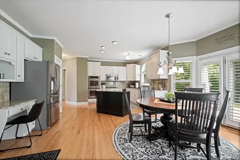 2412 Shaker Court Naperville IL 60564