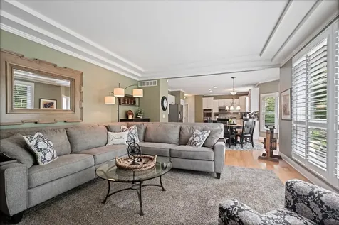2412 Shaker Court Naperville IL 60564