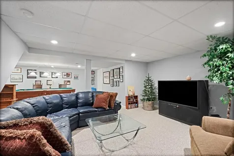 2412 Shaker Court Naperville IL 60564