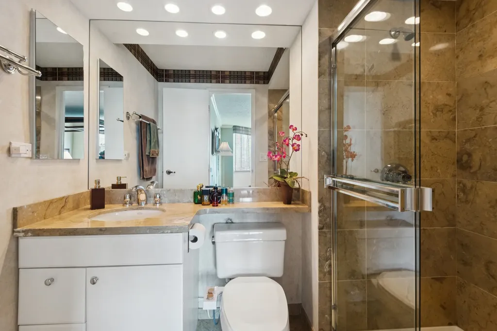 195 North Harbor Drive Chicago IL 60601