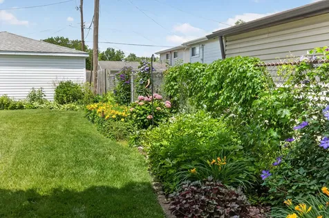 89 South Clarendon Avenue Addison IL 60101