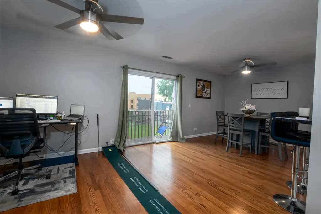 4414 South King Drive Chicago IL 60653