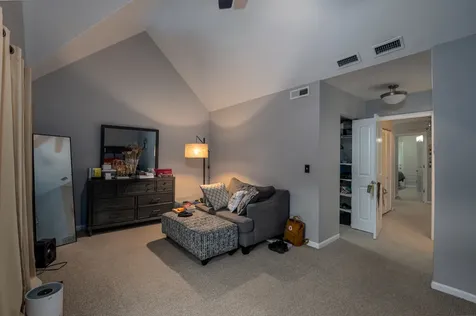 4414 South King Drive Chicago IL 60653