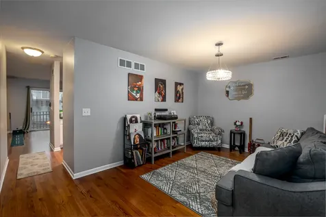 4414 South King Drive Chicago IL 60653