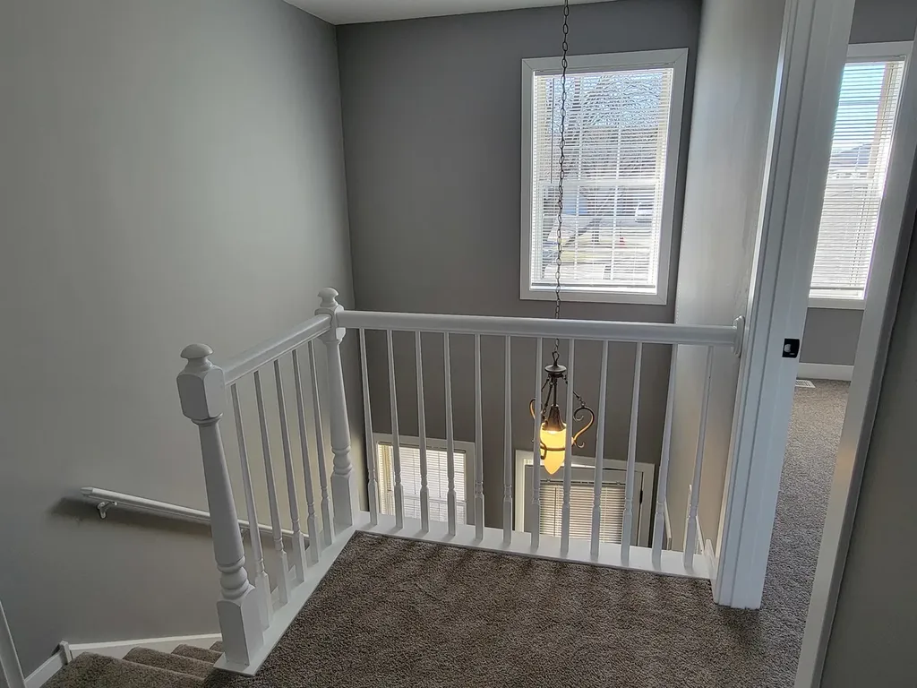 2992 Heatherwood Court Schaumburg IL 60194