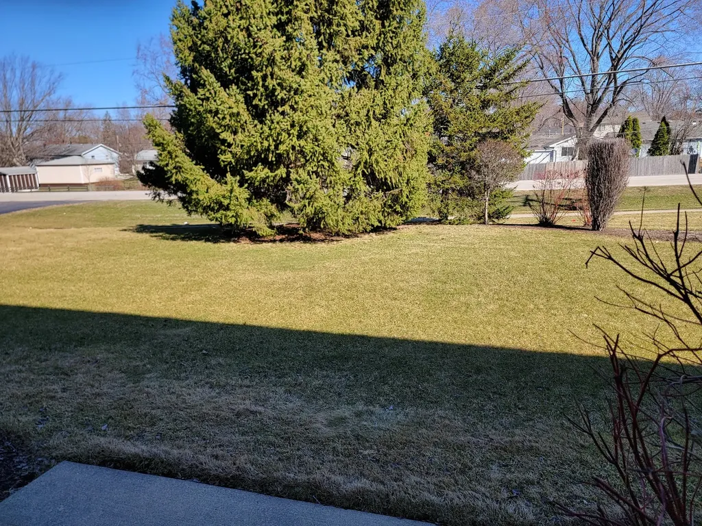 2992 Heatherwood Court Schaumburg IL 60194