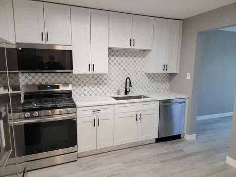 2992 Heatherwood Court Schaumburg IL 60194