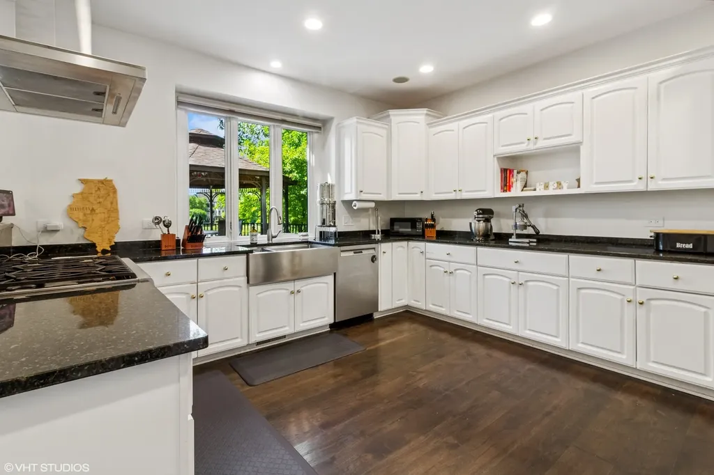 3304 Rollingridge Road Naperville IL 60564