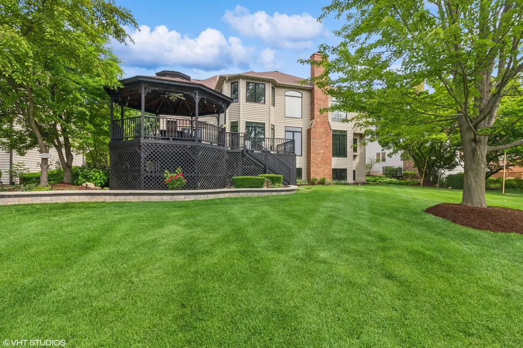 3304 Rollingridge Road Naperville IL 60564