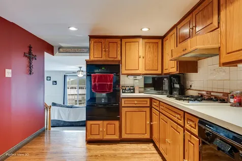 11154 South Worth Avenue Worth IL 60482