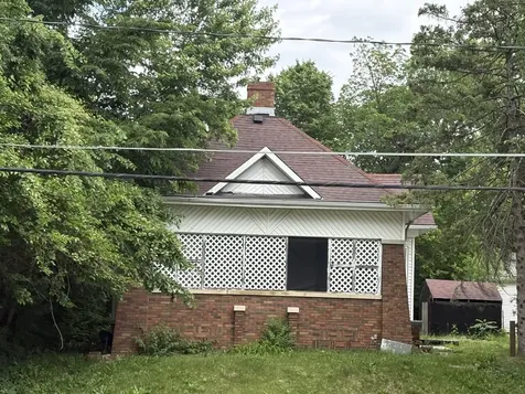 1211 North Park Street Streator IL 61364