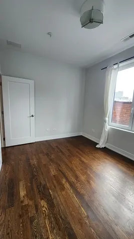 4428 North Sheridan Road Chicago IL 60640