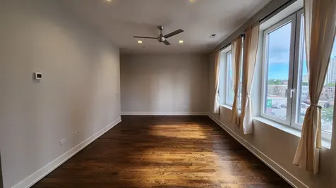 4428 North Sheridan Road Chicago IL 60640
