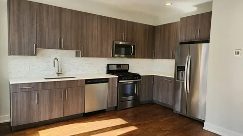 4428 North Sheridan Road Chicago IL 60640