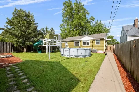 1826 40TH Street Rock Island IL 61201