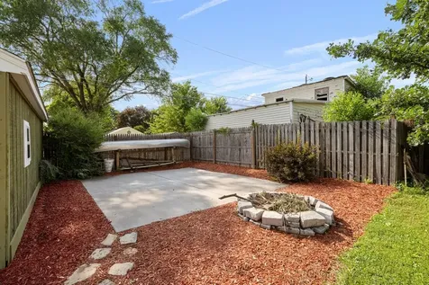 1826 40TH Street Rock Island IL 61201