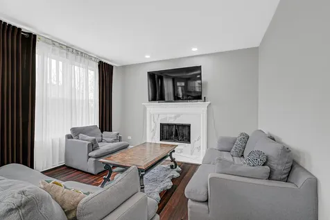 5103 Gardiner Glenn Drive Plainfield IL 60586