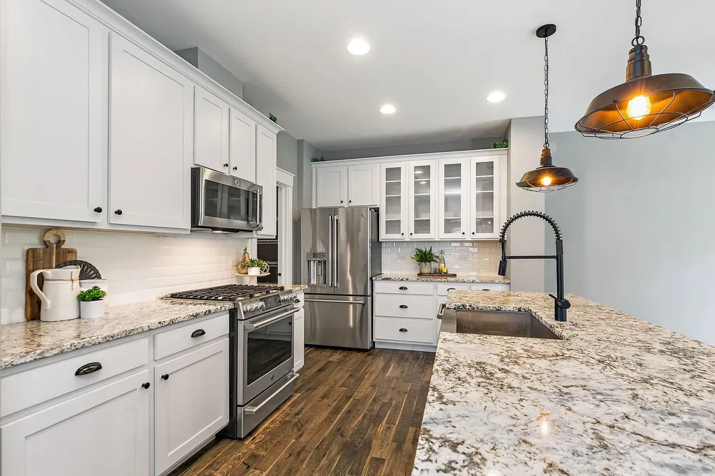 4275 Fiona Lane Lisle IL 60532