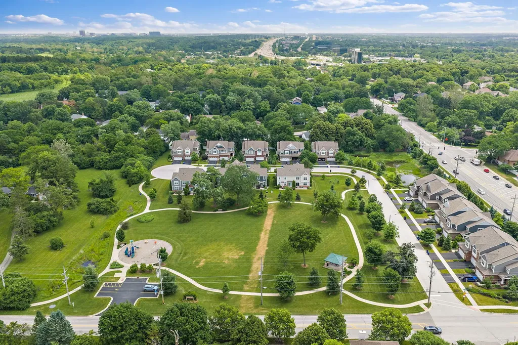 4275 Fiona Lane Lisle IL 60532