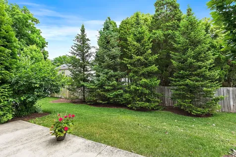 4275 Fiona Lane Lisle IL 60532
