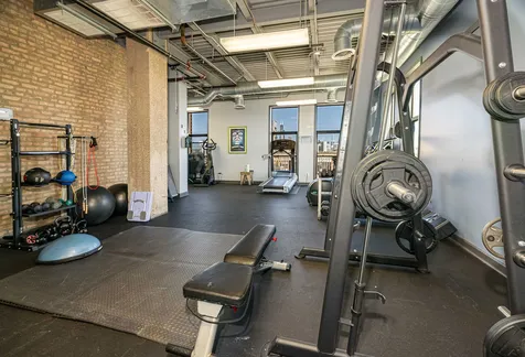 2545 South Dearborn Street Chicago IL 60616