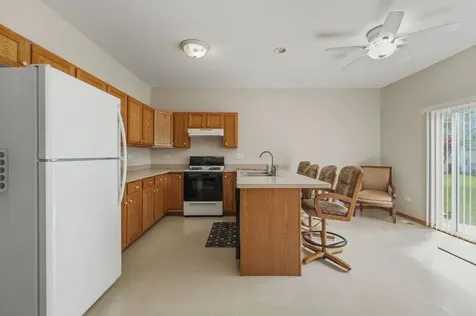 2549 Lincoln Park Court Crest Hill IL 60403