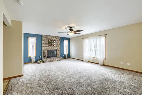 7005 Cornwall Drive Joliet IL 60431