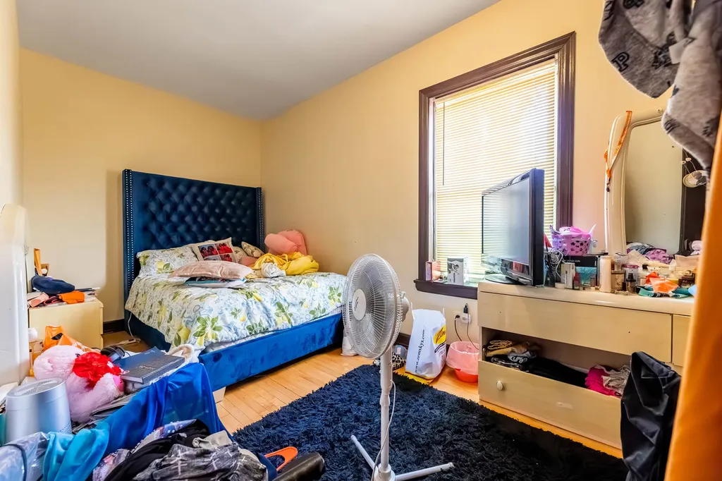 7707 South Peoria Street Chicago IL 60620