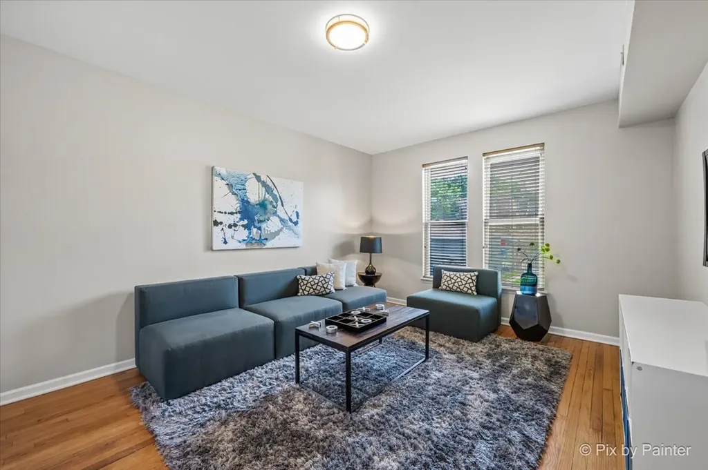6142 South Champlain Avenue Chicago IL 60637