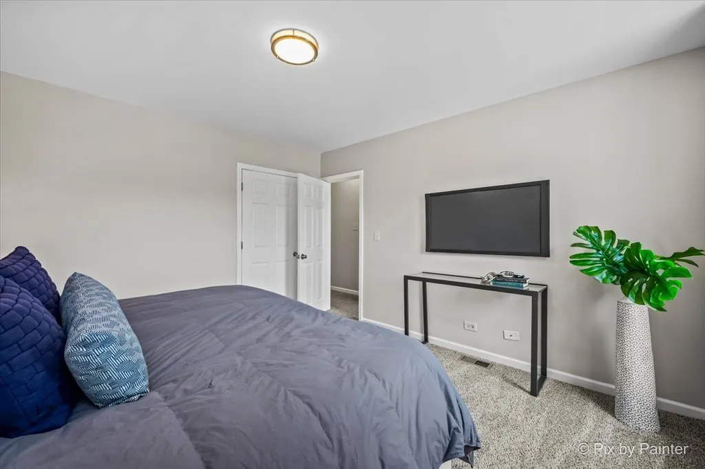6142 South Champlain Avenue Chicago IL 60637