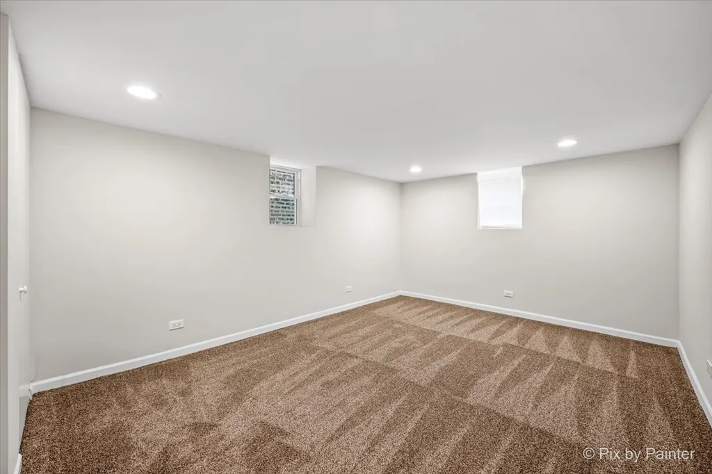 6142 South Champlain Avenue Chicago IL 60637