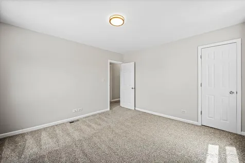 6142 South Champlain Avenue Chicago IL 60637
