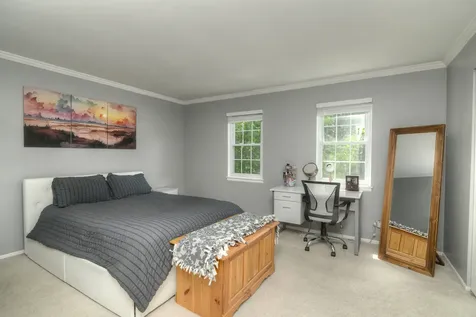 1265 Downing Street Roselle IL 60172