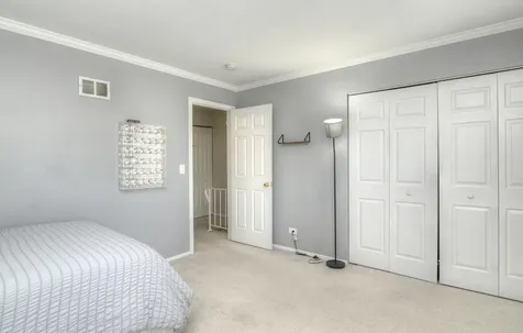 1265 Downing Street Roselle IL 60172
