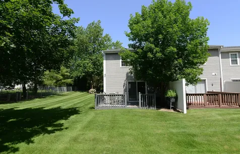 1265 Downing Street Roselle IL 60172