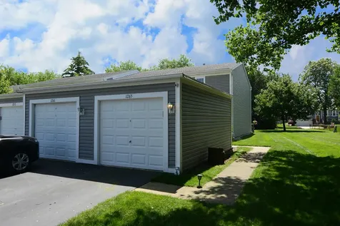 1265 Downing Street Roselle IL 60172
