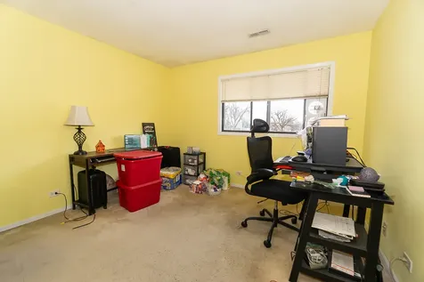 381 South Collins Street South Elgin IL 60177